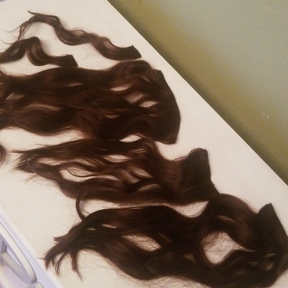 Bellami 22 inch Dark Brown clip in hair ext.